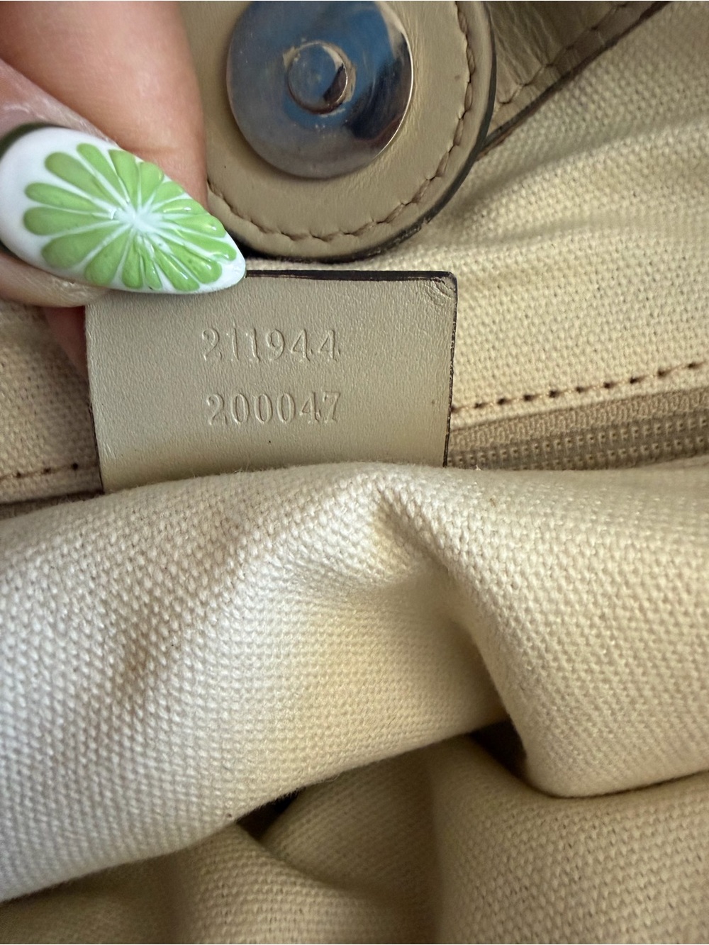 Gucci Beige Brown GG Canvas Shoulder Bag with Leather Trim - Picture 6 of 14